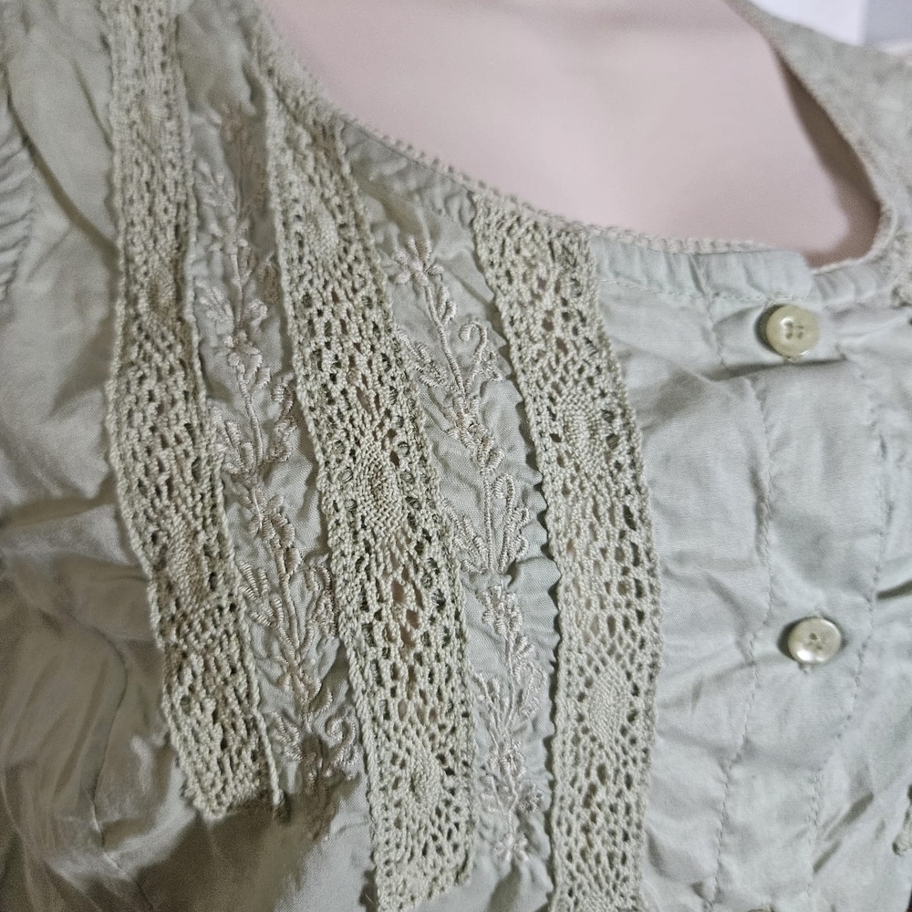 White Stag Cream Ruched Short Sleeve Blouse